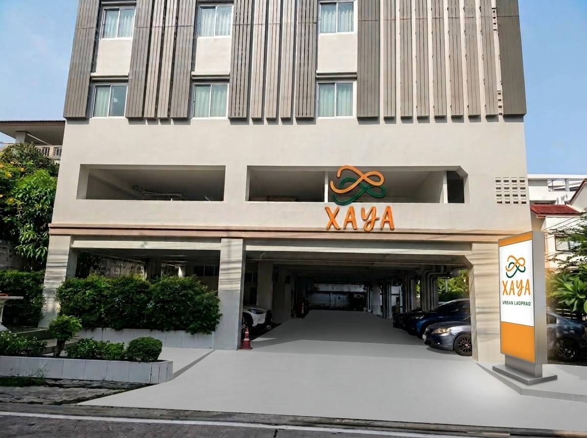 XAYA Urban Ladprao Hotel — entrance, 3D rendering